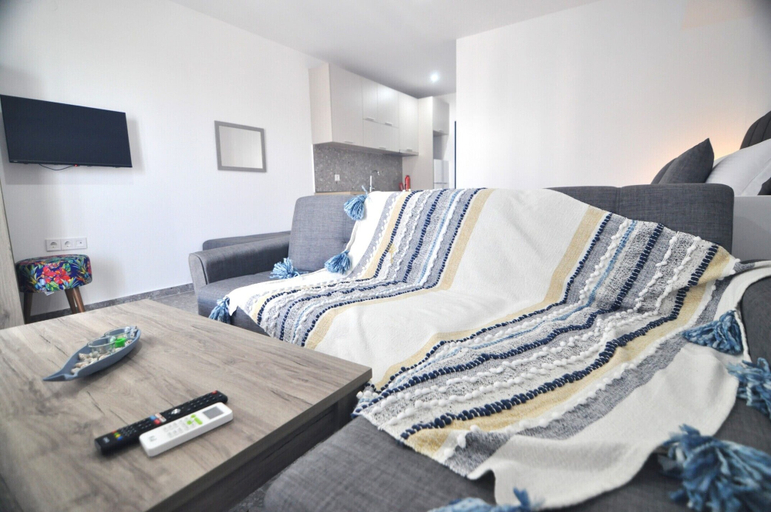Bedroom 5, Zennova Sirene Luxury Studios, Central Macedonia