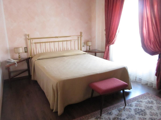 Bedroom 2, Hotel Roma, Bologna