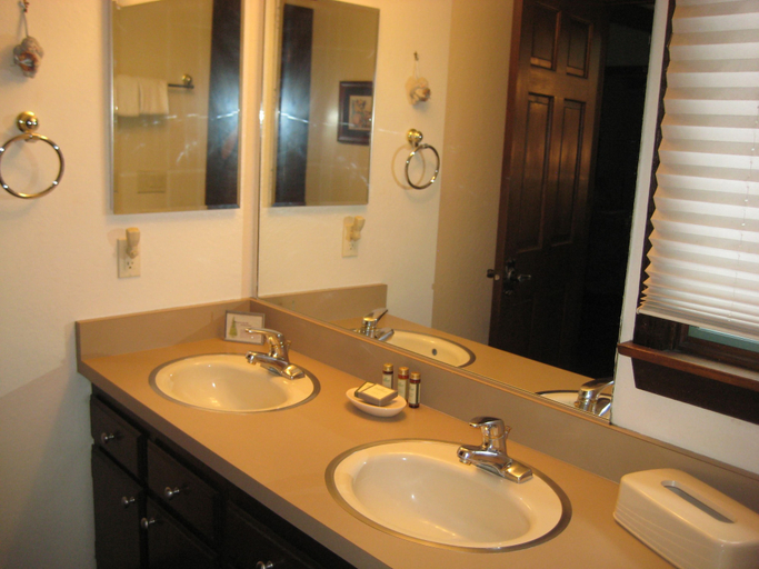 Bathroom 3, Chateau Sans Nom by Mammoth Reservation Bureau, Mono