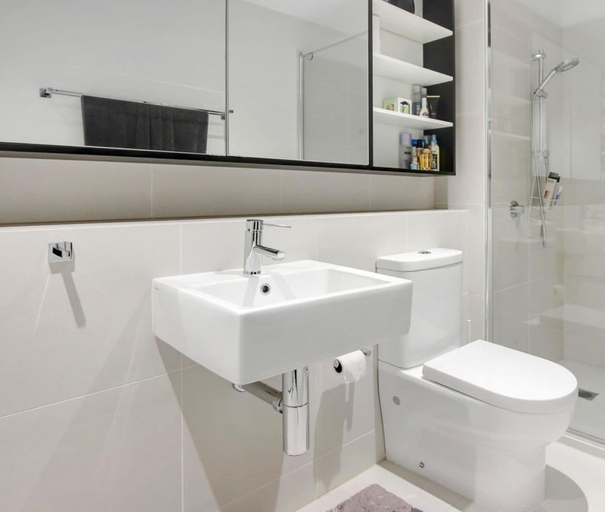 Bathroom 3, ReadySet Apartments on Little Collins, Melbourne