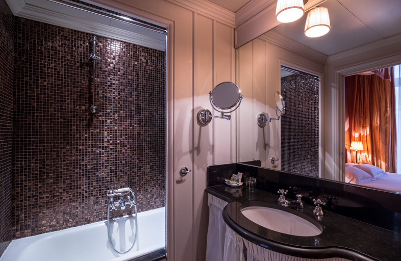 Bathroom 4, Hotel Odéon Saint Germain, Paris