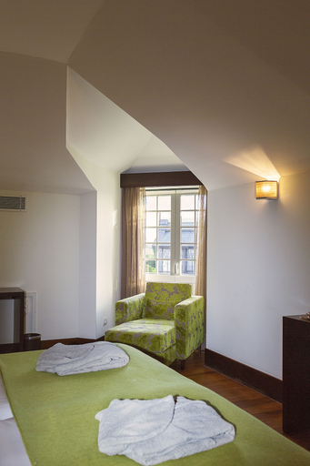 Bedroom 3, Hotel Lusitano, Golegã