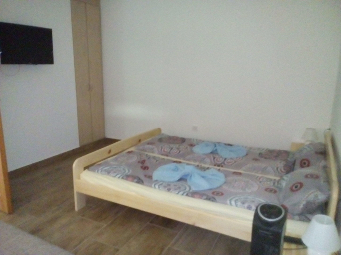 Bedroom 3, Potyka Apartman, Tiszafüred