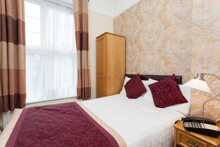 Bedroom 3, Roseview Alexandra Palace Hotel, London