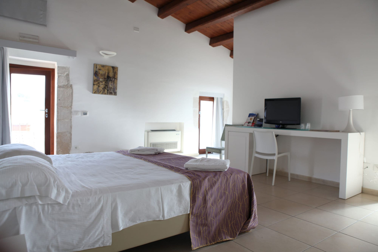 Bedroom 3, Life Hotels Kalaonda Resort, Syracuse