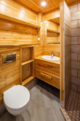 Bathroom 3, Nice apartment at the center, L'vivs'ka