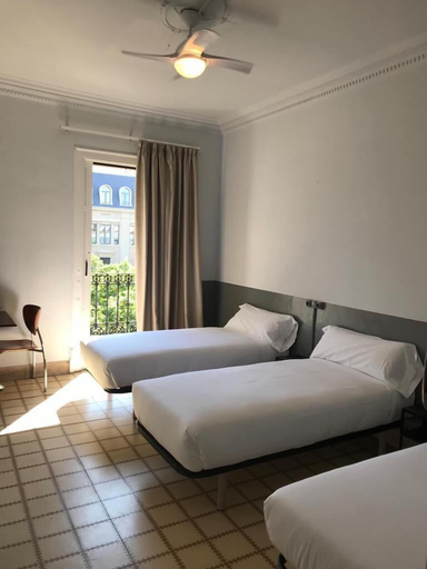 Bedroom 2, Hotel Monegal, Barcelona