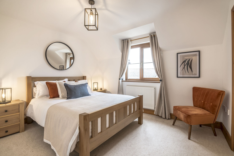 Bedroom 2, French Fields - 4 Bedroom - St Florence, Pembrokeshire