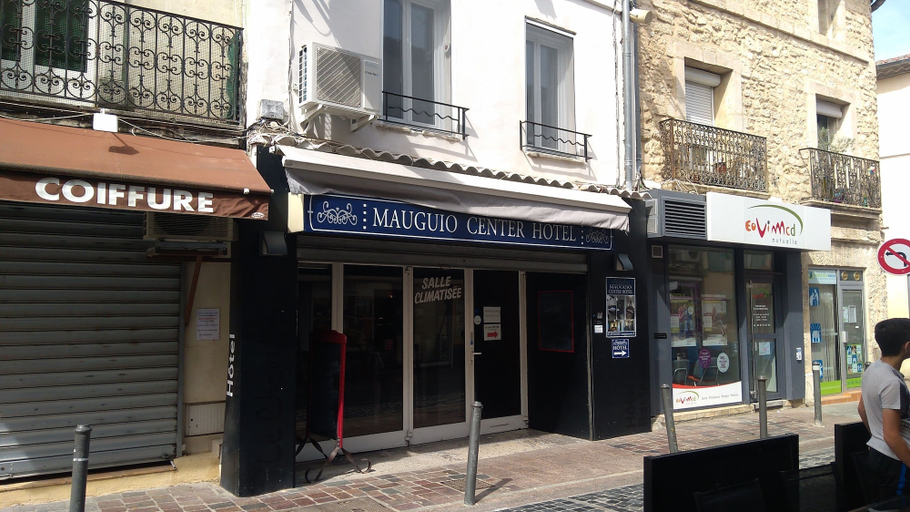 Exterior & Views 2, Mauguio Center Hôtel, Hérault