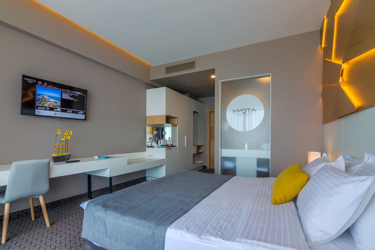 Bedroom 3, Nyota Hotel & Conference Center, Constanta