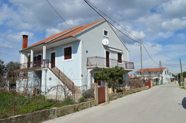 Exterior & Views 2, Apartments Ivica Pakostane, Pakoštane