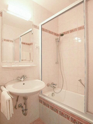 Bathroom 4, Hotel an der Wien, Wien