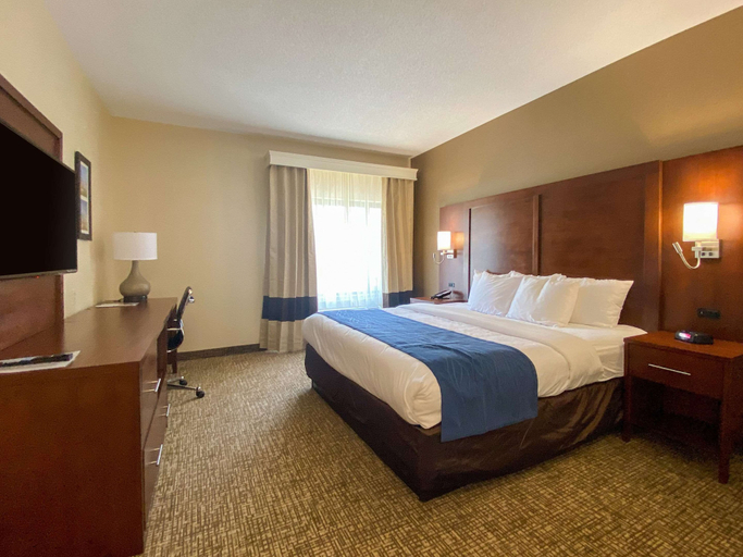 Bedroom 2, Comfort Inn East Windsor - Springfield, Hartford