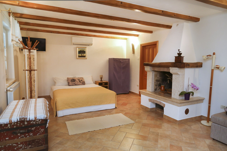 Bedroom 2, Apartments Tinka, Mošćenička Draga