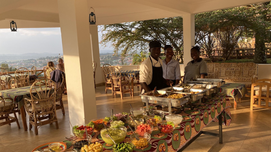 Food & Drinks 4, Banda Lodge, Masaka