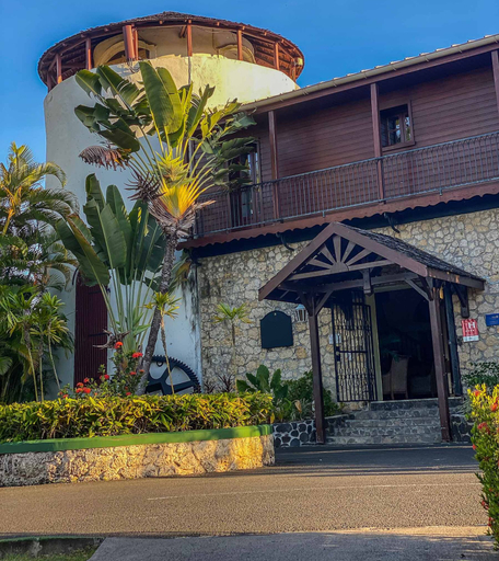 Exterior & Views 2, Auberge de la Vieille Tour, Le Gosier