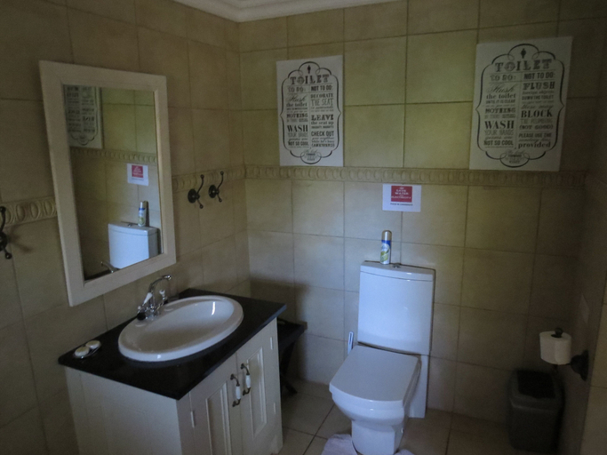 Bathroom 4, Bella Vista Self Catering, Thabo Mofutsanyane
