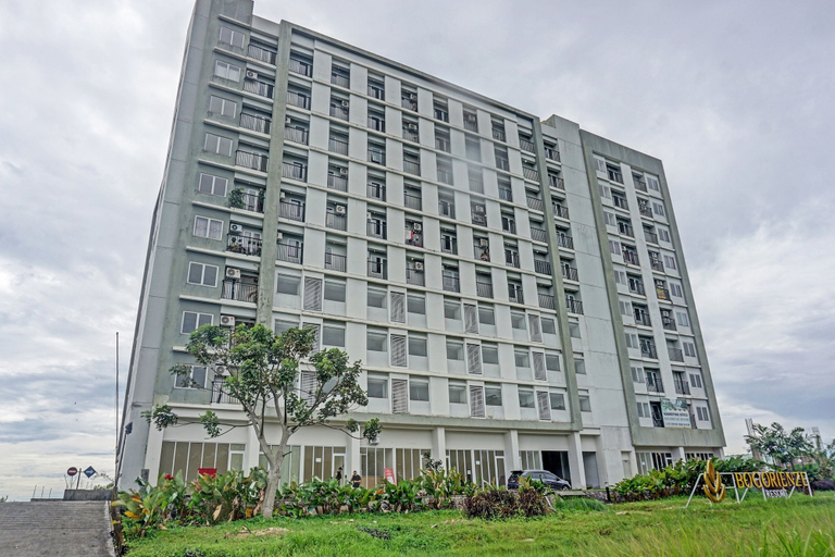 Exterior & Views 2, Hotel O Skyland Bogorienze Apartment, Bogor