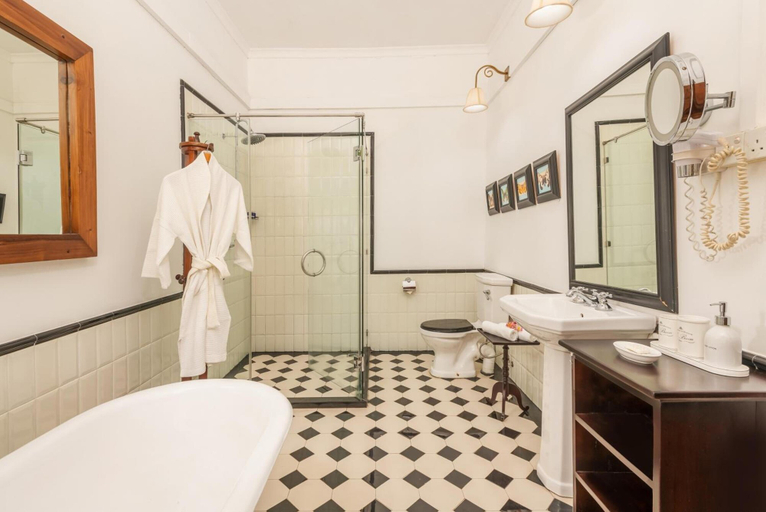 Bathroom 3, Jetwing Warwick Gardens, A Luxury Reserve, Welimada
