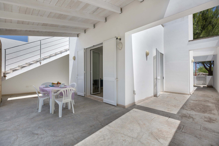 Others 4, 2371 Villette Girovagando - Trilo Superior by Barbarhouse, Lecce