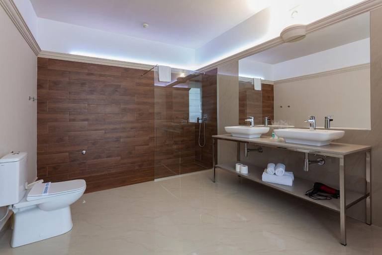 Bathroom 3, Garni Hotel Jugoslavija, Belgrade