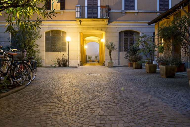 Exterior & Views 2, At Home - Navigli, Milano