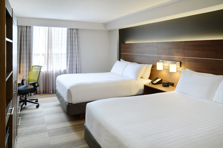 Bedroom 5, Holiday Inn Express TORONTO DOWNTOWN, Toronto