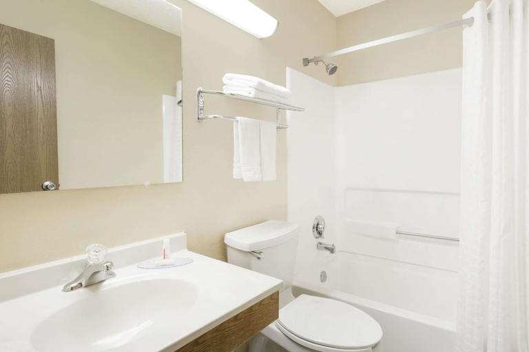 Bathroom 4, Super 8 by Wyndham Tappahannock VA, Essex