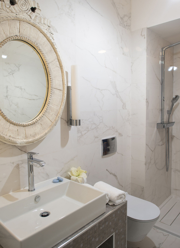 Bathroom 3, St. Joseph's, Dubrovnik