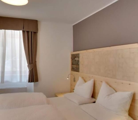 Bedroom 4, DolceVita Ambiez, Trento
