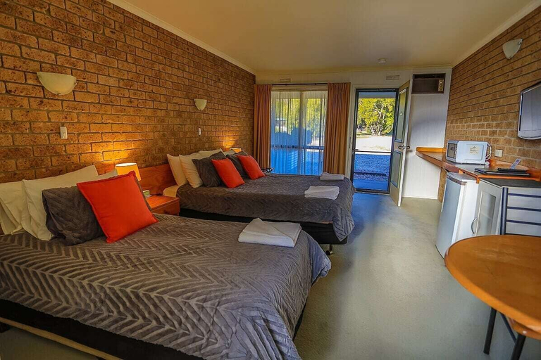Bedroom 2, Mountain View Motor Inn & Holiday Lodges, N. Grampians - Stawell