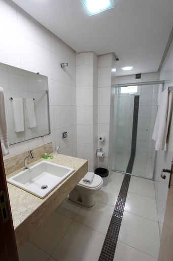 Bathroom 5, Golden Ville Hotel, Marabá