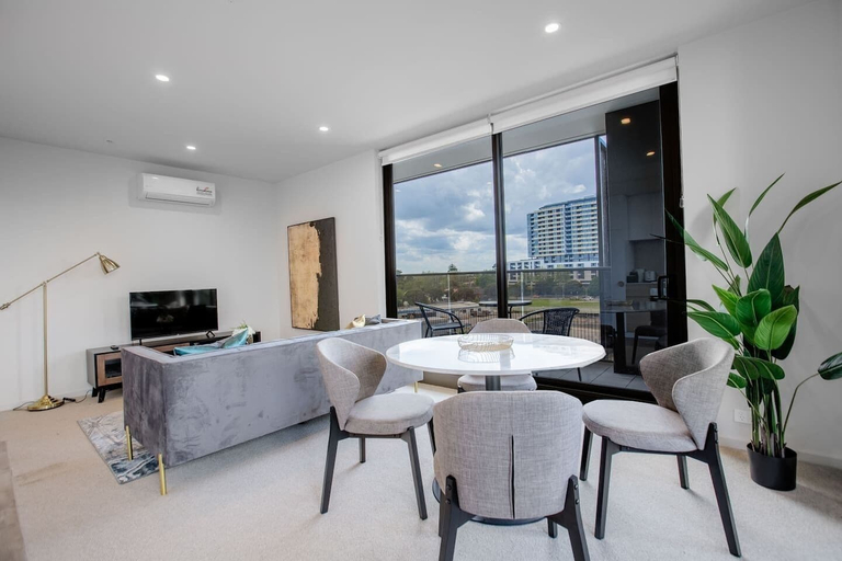 Others 5, Designer 2BR With Carpark Monash Uni@caulfield, Melbourne