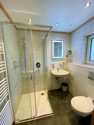 Bathroom 5, Kleindienst, Amberg-Sulzbach