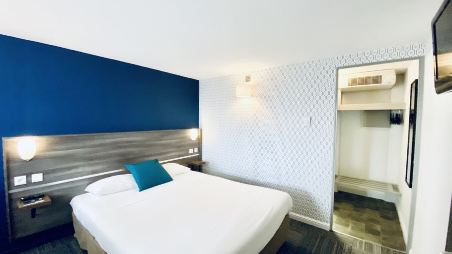 Bedroom 3, Kyriad Peronne, Somme