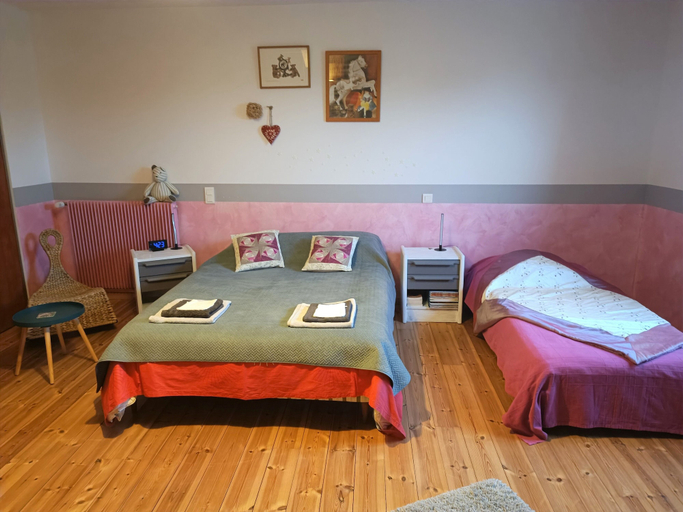 Bedroom 4, Chez Céline en campagne, Ardennes