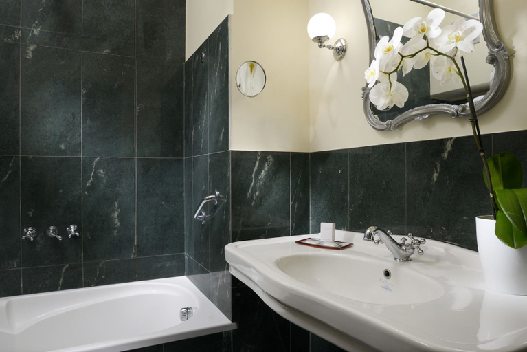 Bathroom 4, Titano Suites