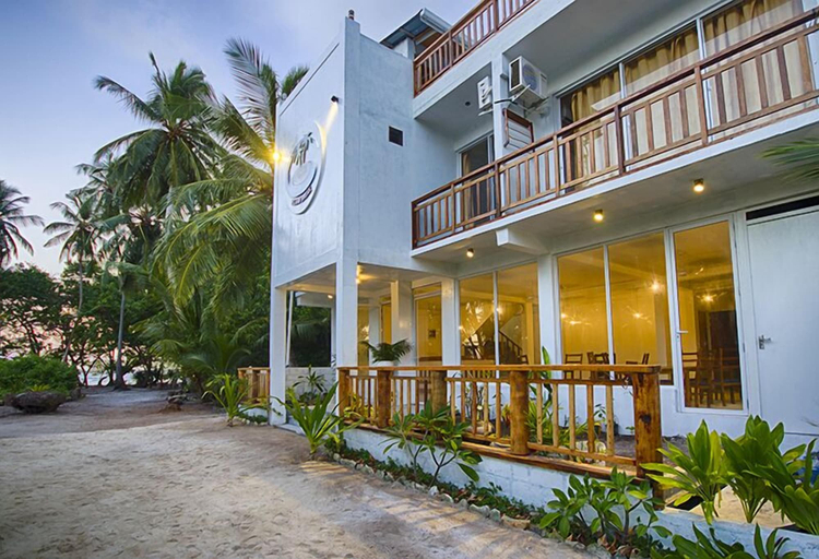 Exterior & Views 2, Islandbreak, Vaavu Atoll