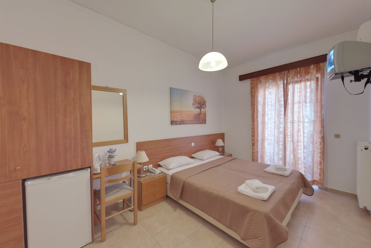 Bedroom 3, Marirena, Crete