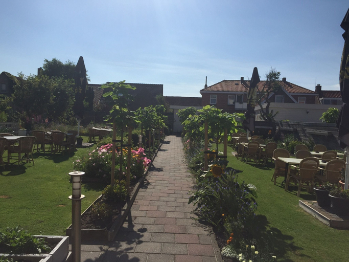 Exterior & Views 2, Hotel Valkenhof, Veere