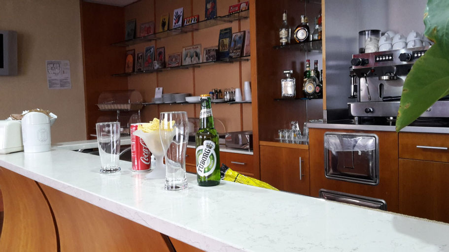 Food & Drinks 5, Hotel Riviera, Milano