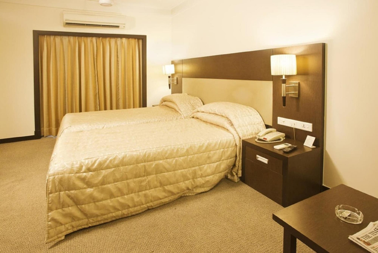 Bedroom 2, Silver Palace Hotel, Rajkot