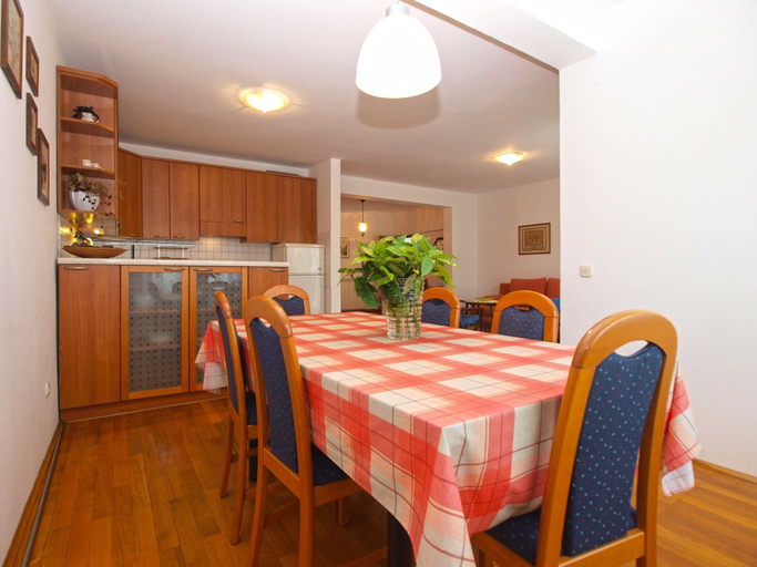 Others 4, Apartment 1652, Fažana