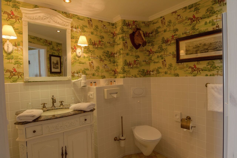 Bathroom 5, Landhotel Kern, Schwalm-Eder-Kreis