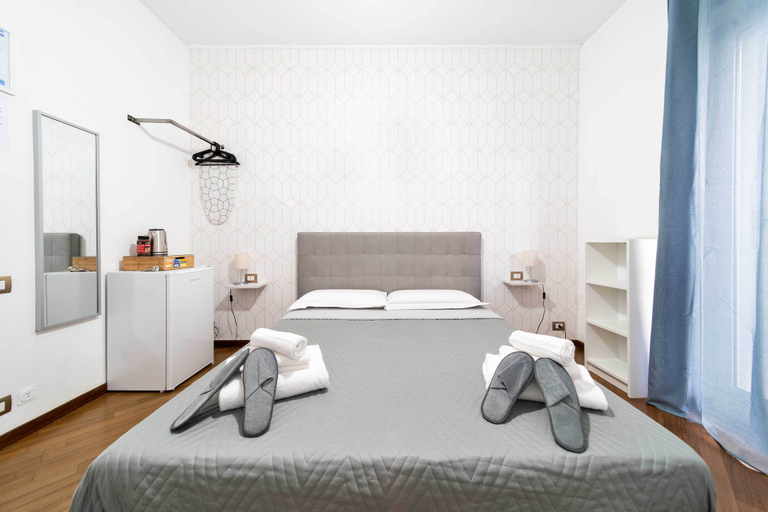 Bedroom 3, DANTE 138 CLASS ROOMS & APARTMENTS, Bari