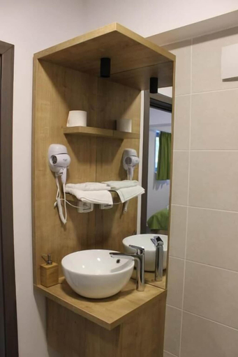 Bathroom 3, PENSIUNEA SUNSHINE, Eselnita