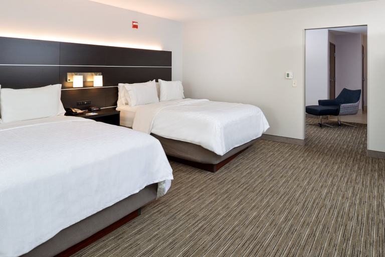 Bedroom 5, Holiday Inn Express & Suites PUEBLO NORTH, Pueblo