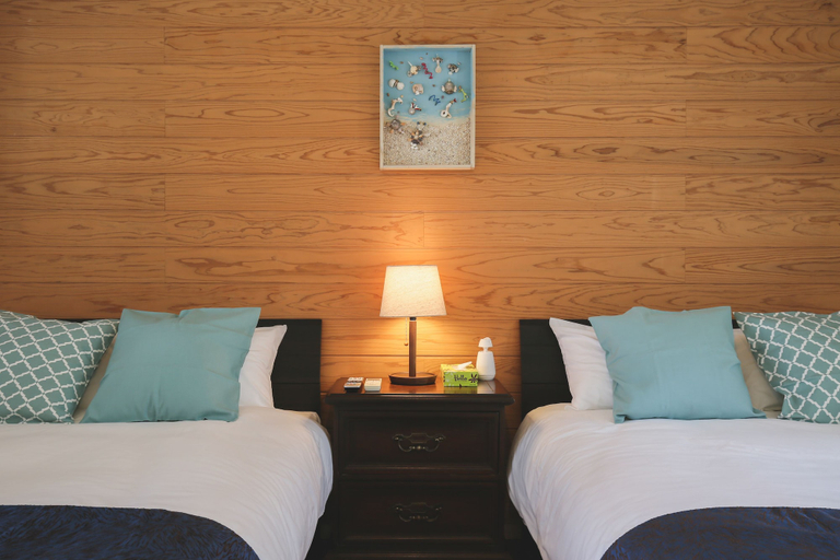 Bedroom 3, Hermit Hills Okimawa ~with COLORS~, Onna