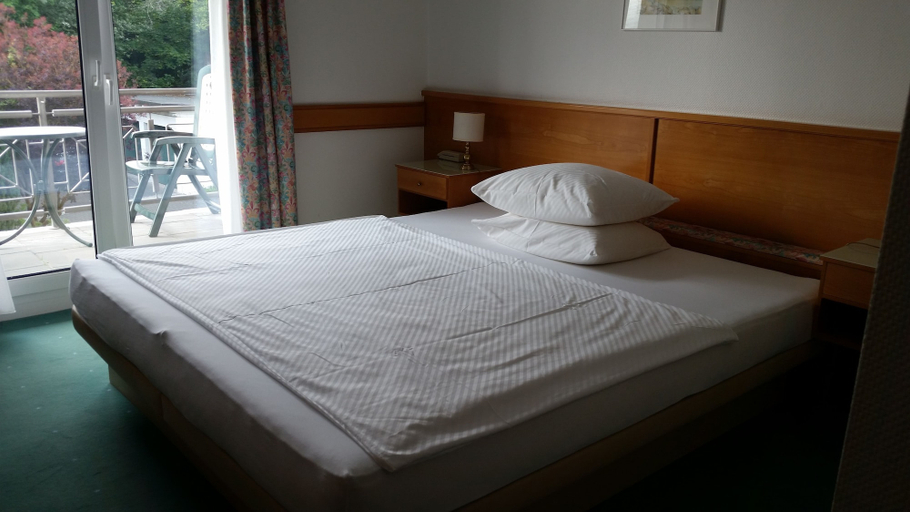 Bedroom 3, Hotel Nümbrecht, Oberbergischer Kreis