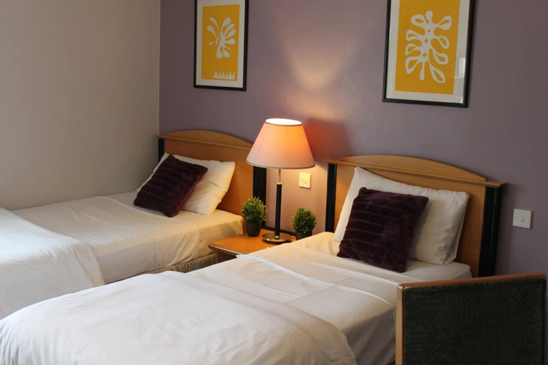 Bedroom 3, Redwings Lodge Sawtry, Cambridgeshire